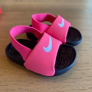 Nike Kawa slide baby/toddler. Pink/black. Size 3c. Never worn.